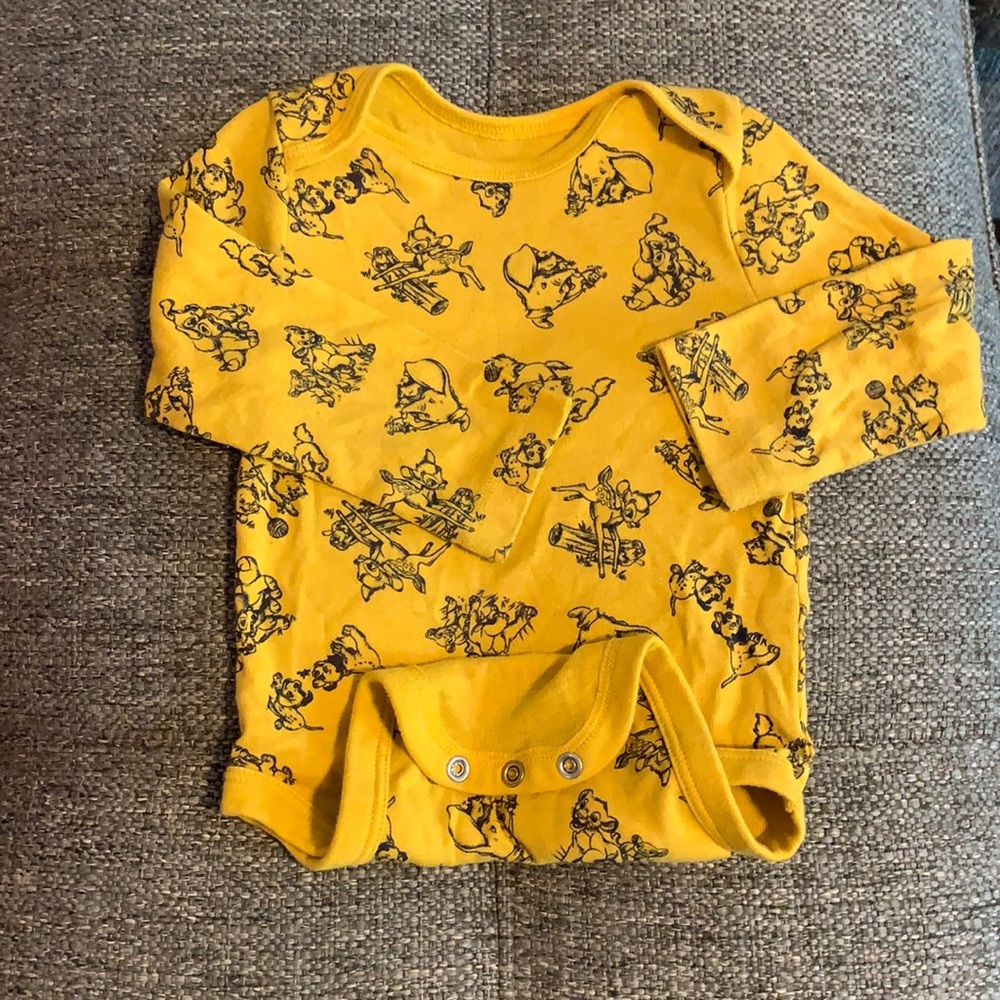 Disney ‘Jumping Beans’ yellow onsie